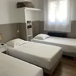 D'hotes Terra Bella 住宿加早餐酒店 里奇